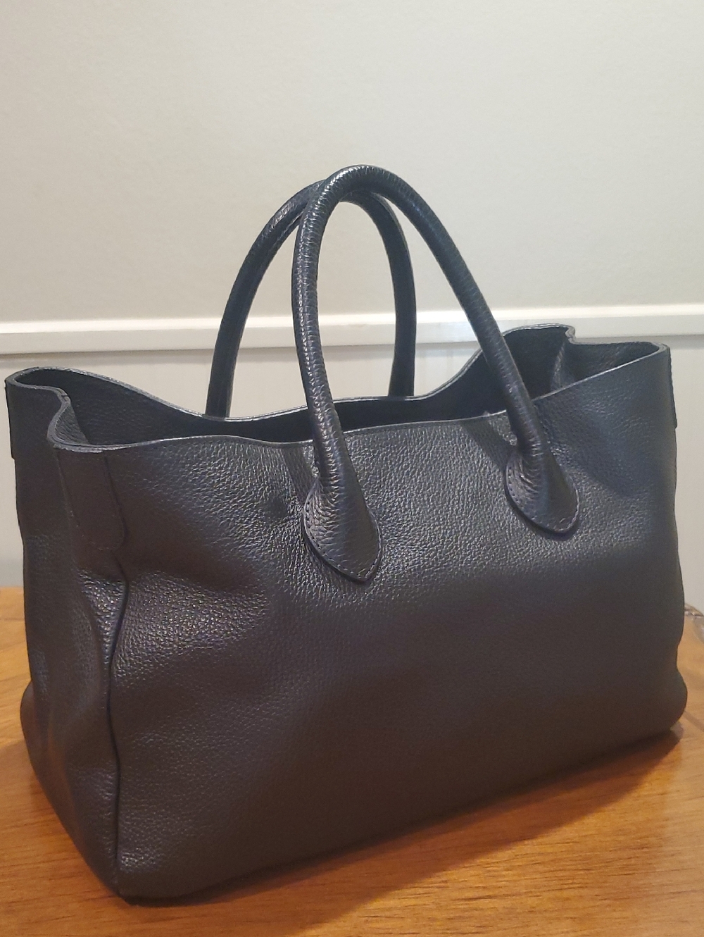 Like NEW Mark & Graham Elisabetta Slouch Bag